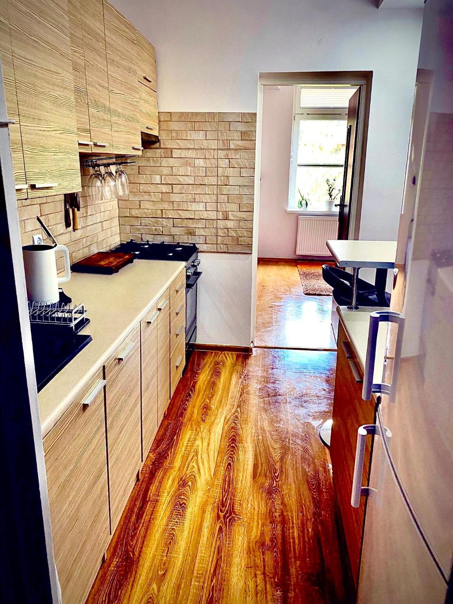 Apartment Cristal - Zdroj